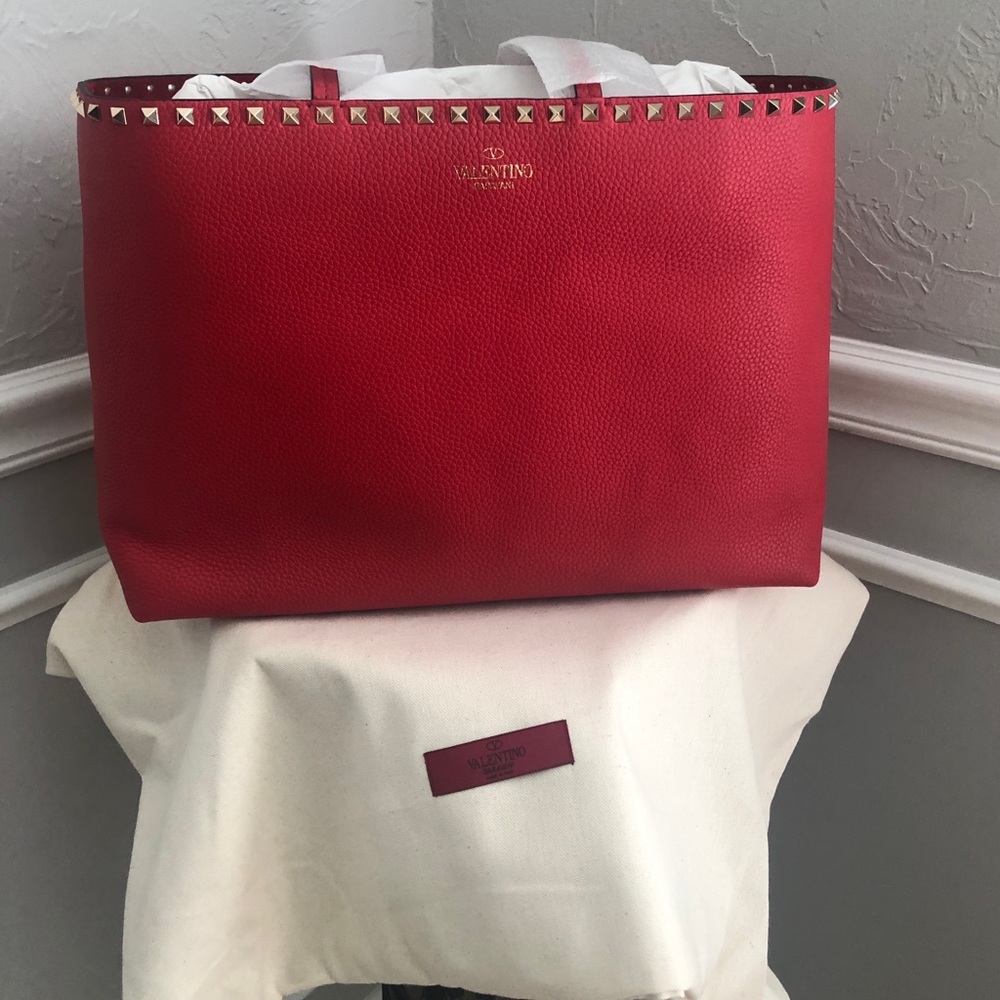 Valentino Rockstud Medium Tote